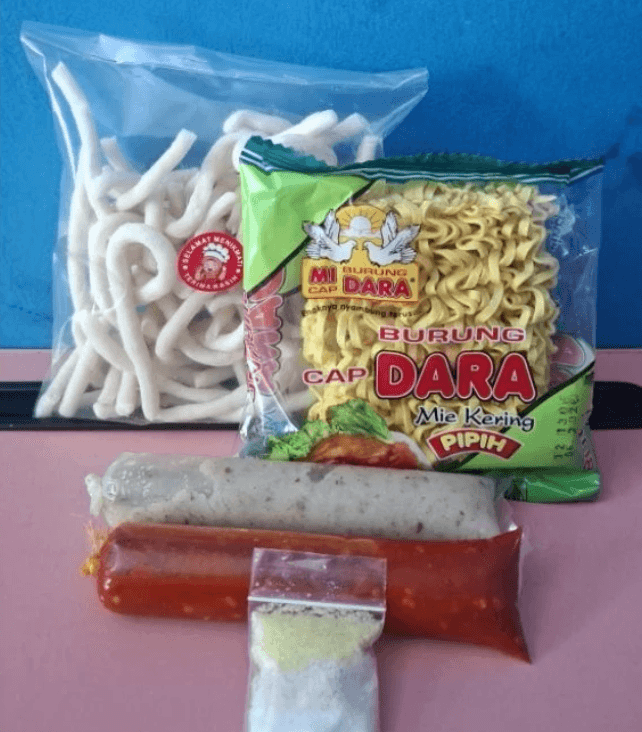 Mie + Cibak + Bumbu + Sambal + Penyedap